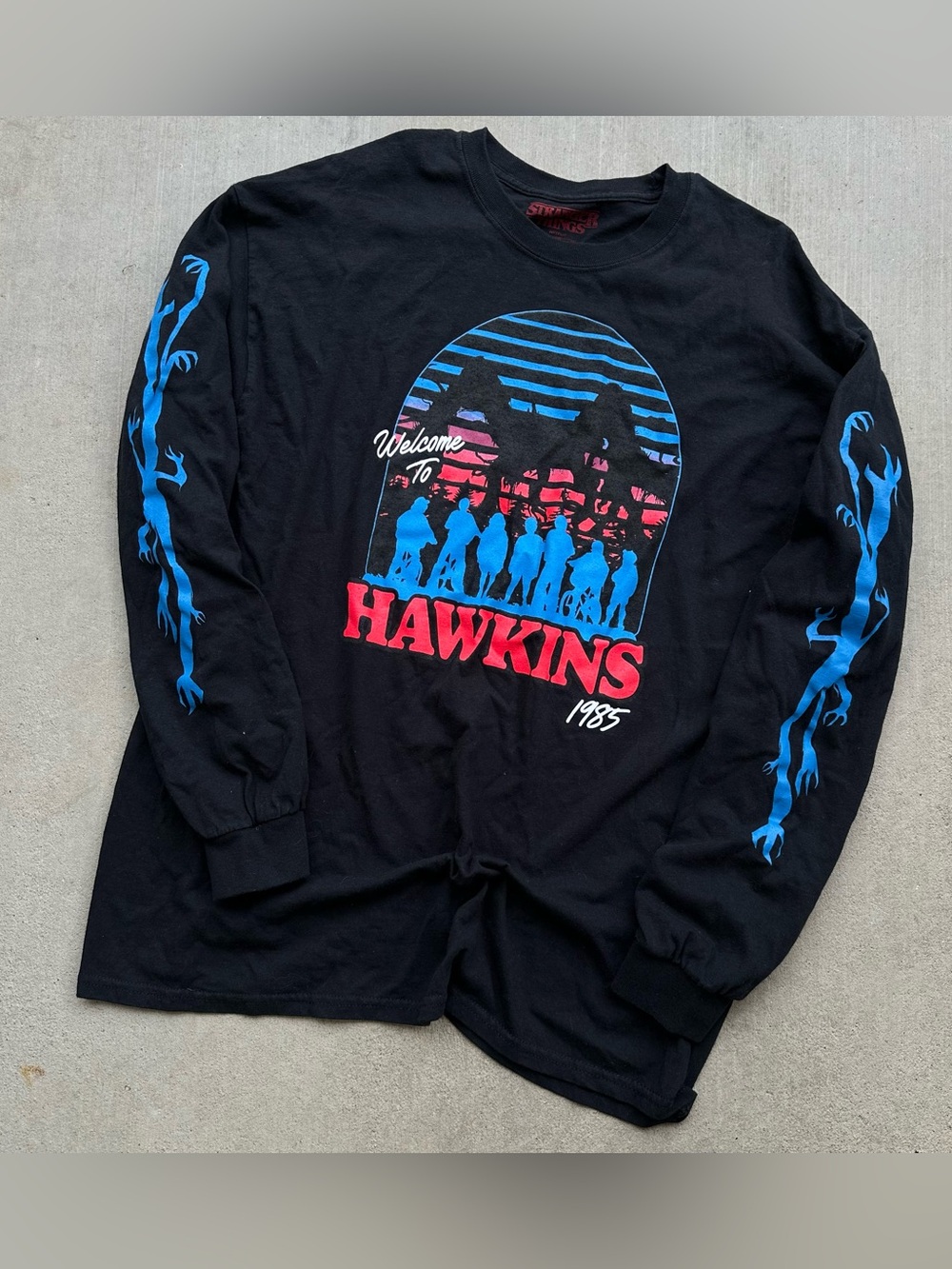 Stranger Things Hawkins 1985 Black Long Sleeve Graphic T-Shirt Size XL